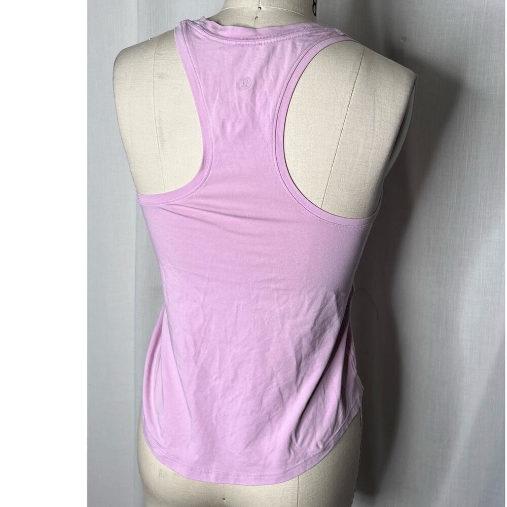 Lululemon Love Tank Lavender Purple Scoop Neck Racerback Yoga Top Size 2 - Picture 2 of 4
